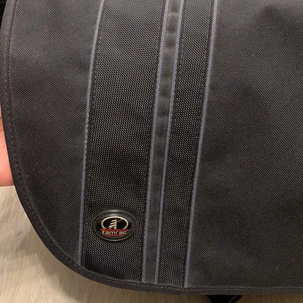 Tamrac 3447 Rally 7 Camera Laptop Bag. Lots of Storage Compartments